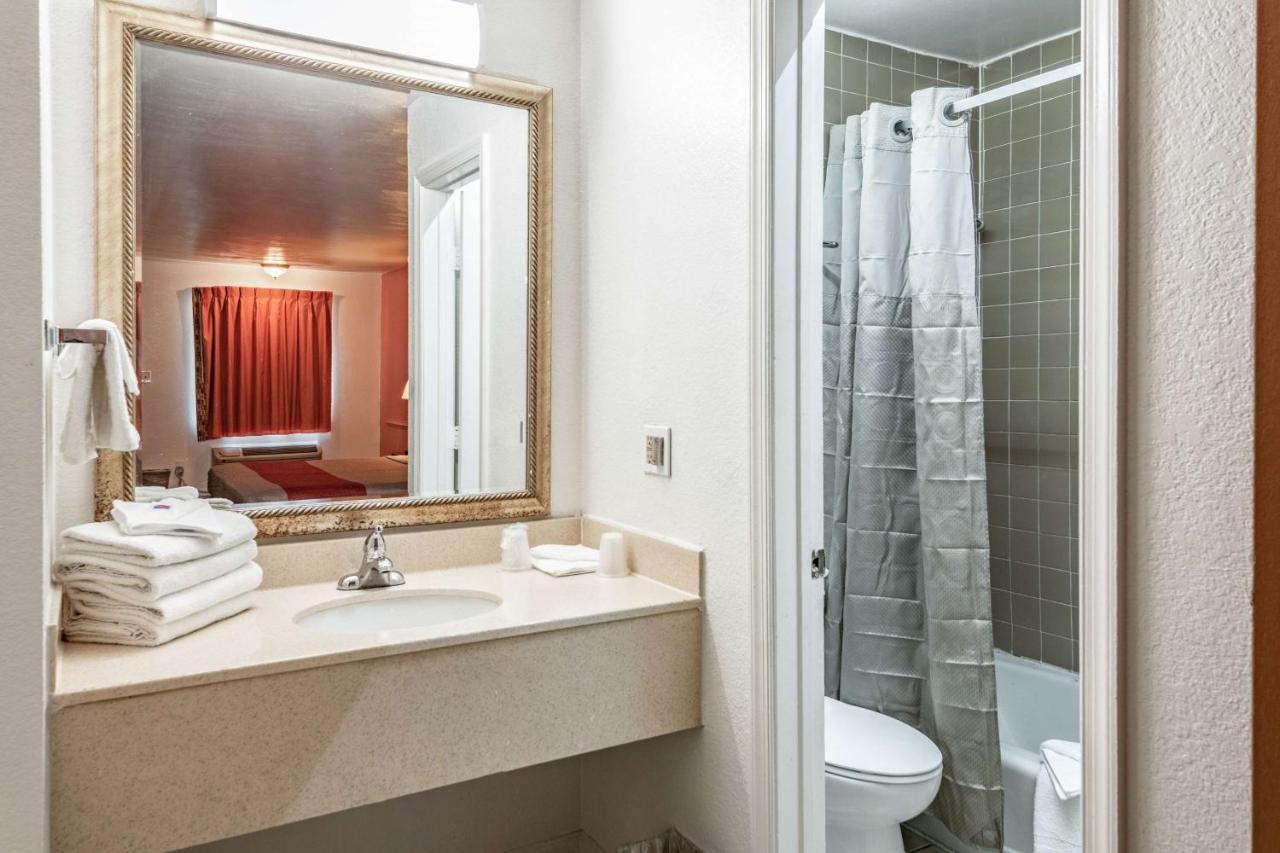Motel 6-Portsmouth, Va Ngoại thất bức ảnh