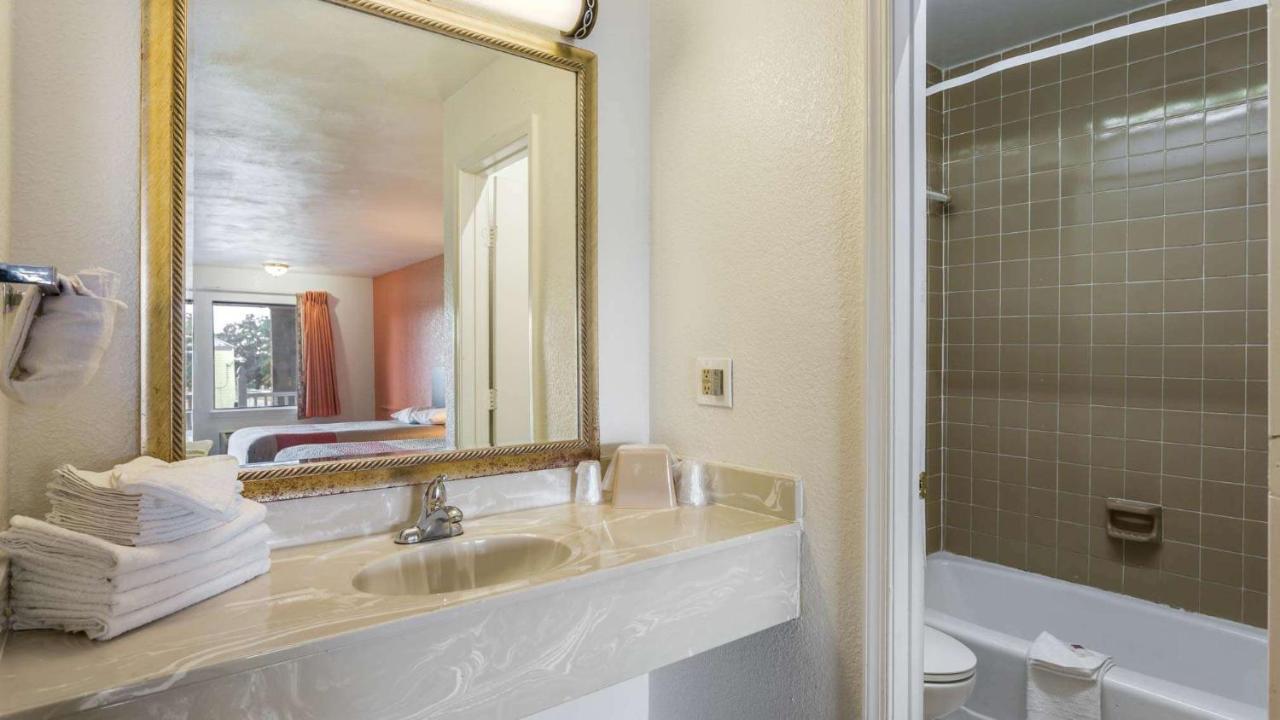 Motel 6-Portsmouth, Va Ngoại thất bức ảnh
