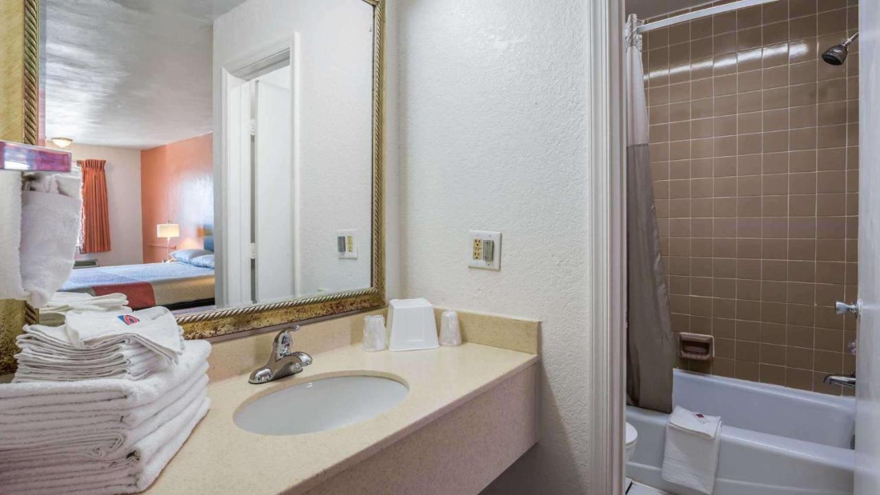Motel 6-Portsmouth, Va Ngoại thất bức ảnh