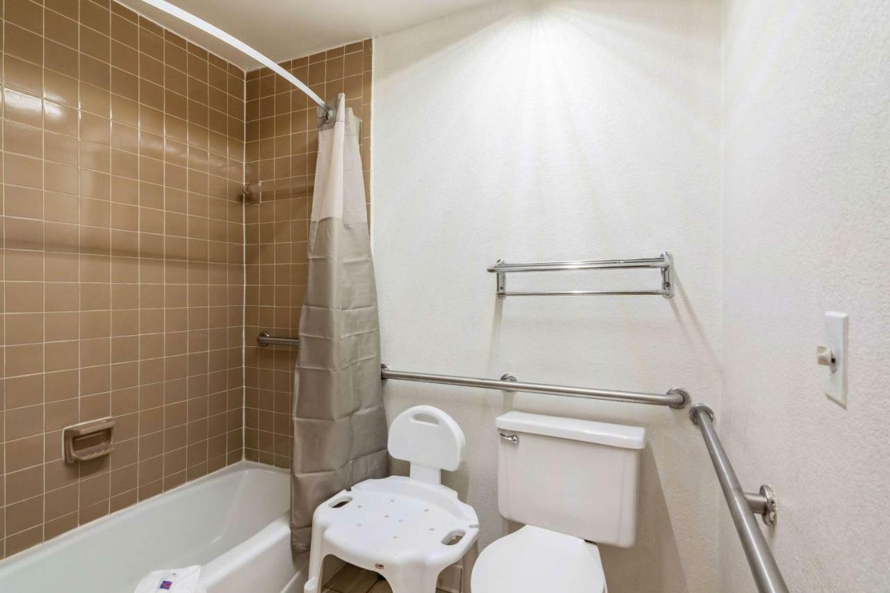 Motel 6-Portsmouth, Va Ngoại thất bức ảnh